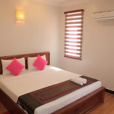 Bonnie Villa-2